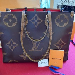 Authentic Louis Vuitton On The Go GM